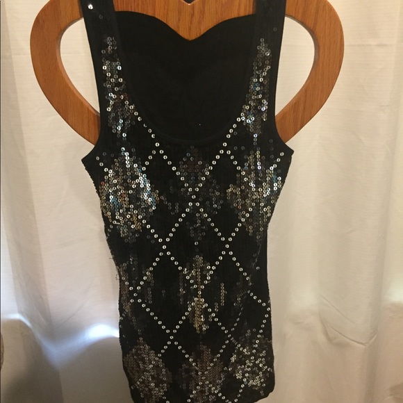Express M sparkle tank like new, beautiful design - Picture 2 of 5